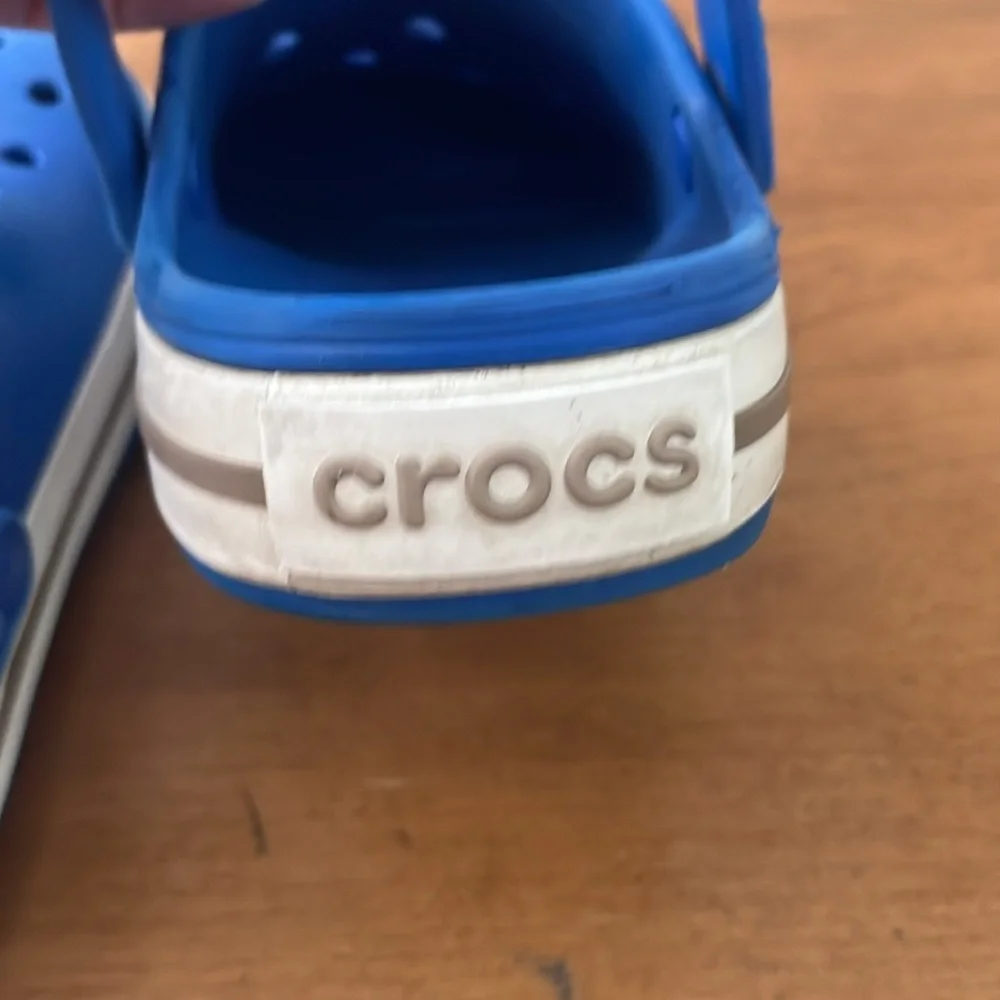 CROCS Blue and White Water Shoes Size 5